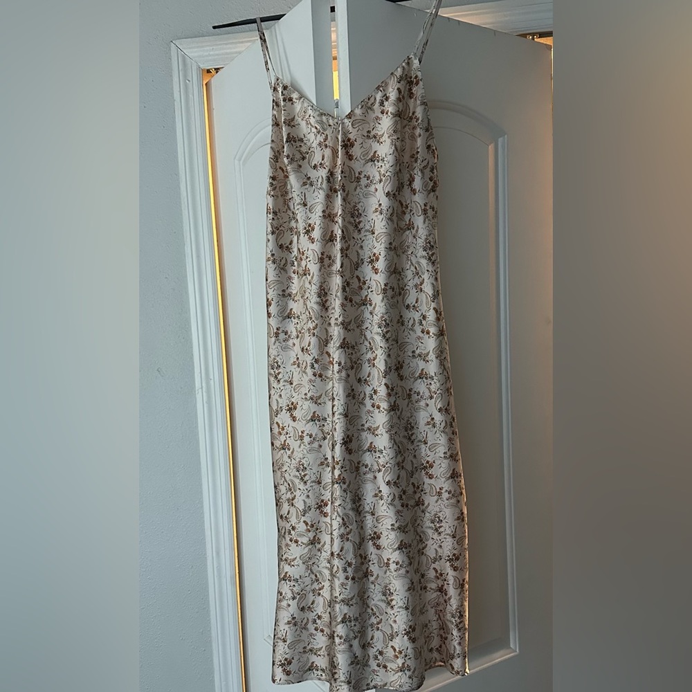 🌺 Sexy  Silky night gown 🌺